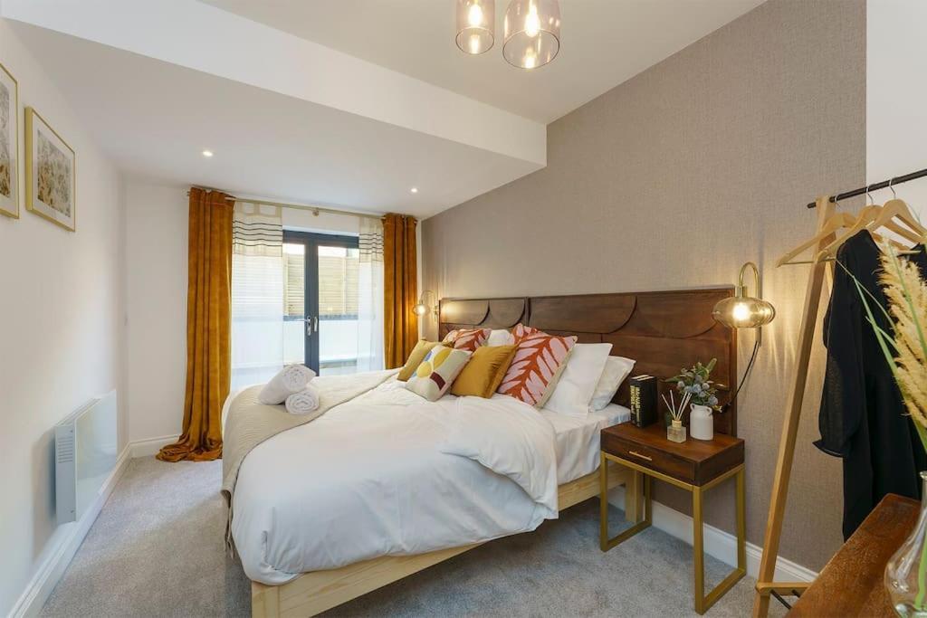 Bressingham - 2 Bedroom Luxury Apartment By Mint Stays Bristol Bagian luar foto